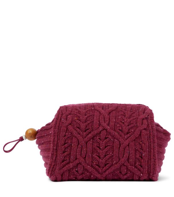 Puffy Pouch knitted clutch